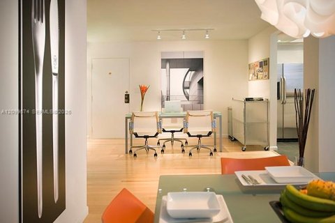 Copropriété à louer à Miami, Floride: 2 chambres, 116.03 m2 № 2397505 - photo 4