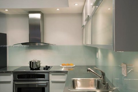Copropriété à louer à Miami, Floride: 2 chambres, 116.03 m2 № 2397505 - photo 15