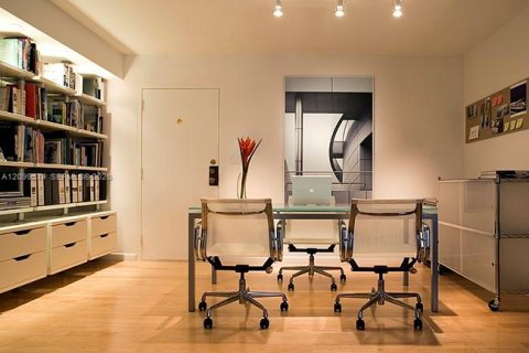 Copropriété à louer à Miami, Floride: 2 chambres, 116.03 m2 № 2397505 - photo 3