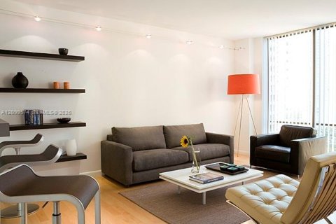 Copropriété à louer à Miami, Floride: 2 chambres, 116.03 m2 № 2397505 - photo 10