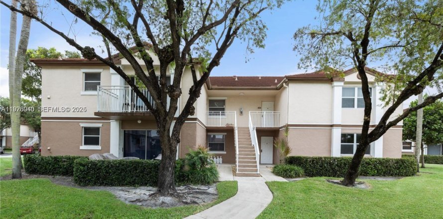 Condo à Pembroke Pines, Floride, 1 chambre № 1984482