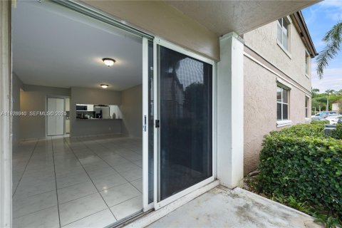 Copropriété à louer à Pembroke Pines, Floride: 1 chambre, 78.32 m2 № 1984482 - photo 10