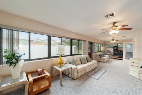 House in Ocala, Florida 3 bedrooms, 284.37 sq.m. № 1568904 - photo 27