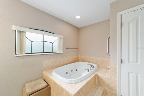 House in Ocala, Florida 3 bedrooms, 284.37 sq.m. № 1568904 - photo 19