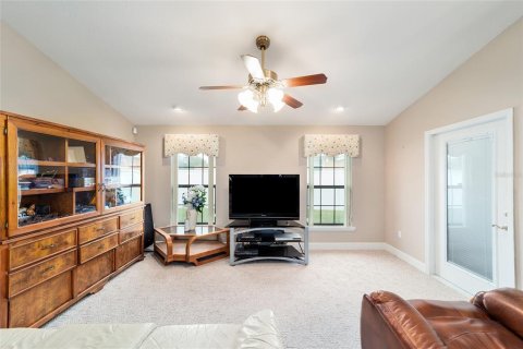 House in Ocala, Florida 3 bedrooms, 284.37 sq.m. № 1568904 - photo 12