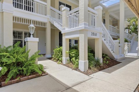 House in Bradenton, Florida 3 bedrooms, 184.04 sq.m. № 2213490