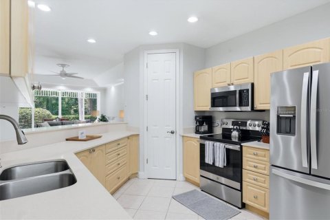 House in Bradenton, Florida 3 bedrooms, 184.04 sq.m. № 2213490 - photo 14