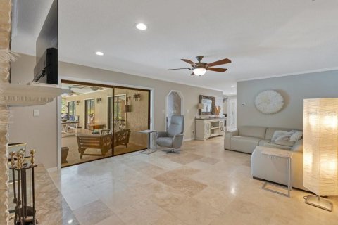 House in Kissimmee, Florida 4 bedrooms, 278.8 sq.m. № 1800026 - photo 13