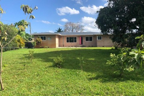 Terrain à vendre à Hollywood, Floride № 2016304 - photo 5