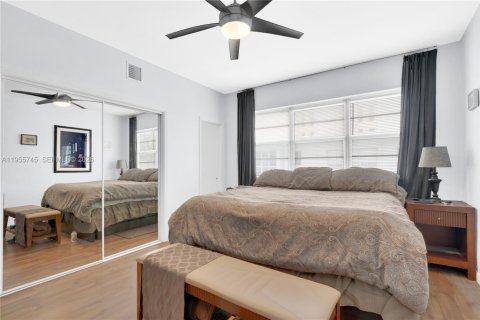 Copropriété à vendre à Miami Beach, Floride: 2 chambres, 145.21 m2 № 2011653 - photo 18