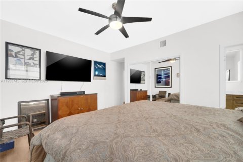 Copropriété à vendre à Miami Beach, Floride: 2 chambres, 145.21 m2 № 2011653 - photo 19