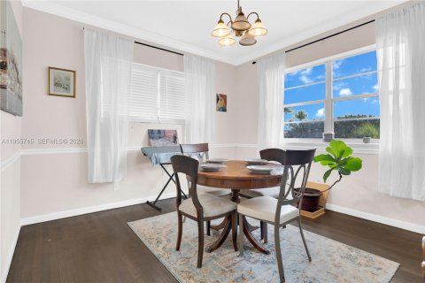 Copropriété à vendre à Miami Beach, Floride: 2 chambres, 145.21 m2 № 2011653 - photo 8