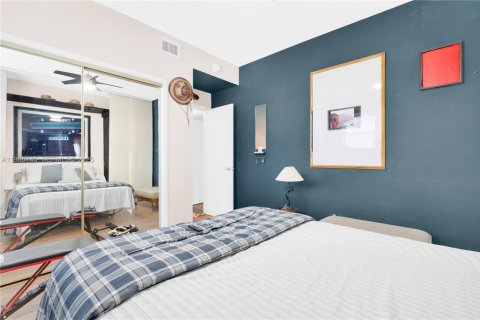 Copropriété à vendre à Miami Beach, Floride: 2 chambres, 145.21 m2 № 2011653 - photo 24