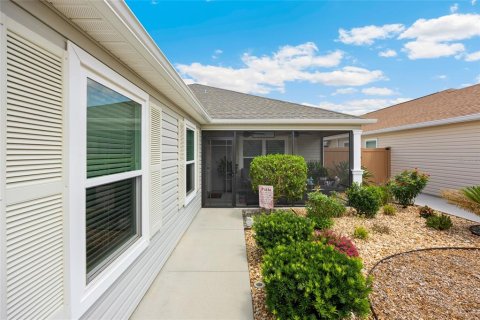 Casa en venta en The Villages, Florida, 3 dormitorios, 153.01 m2 № 1914250 - foto 3
