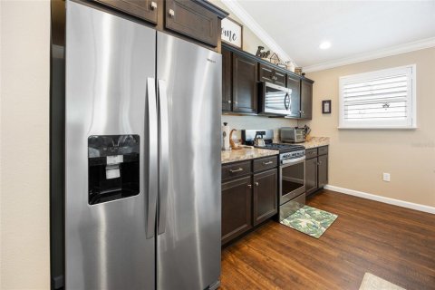 Casa en venta en The Villages, Florida, 3 dormitorios, 153.01 m2 № 1914250 - foto 13