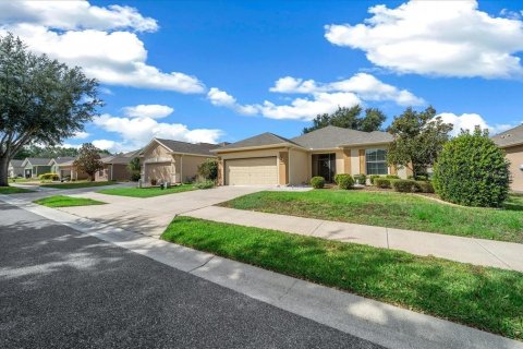 Casa en Ocala, Florida 3 dormitorios, 148.27 m2 № 2386723