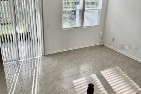 Снять в аренду таунхаус в Палм-Кост, Флорида 3 комнаты, 164.62м2, № 1552630 - фото 8