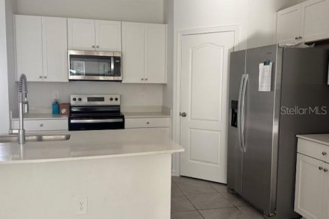 Снять в аренду таунхаус в Палм-Кост, Флорида 3 комнаты, 164.62м2, № 1552630 - фото 6