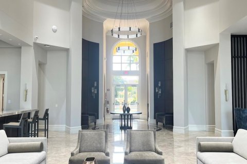 Villa ou maison à louer à Plantation, Floride: 4 chambres, 369.47 m2 № 2390217 - photo 2