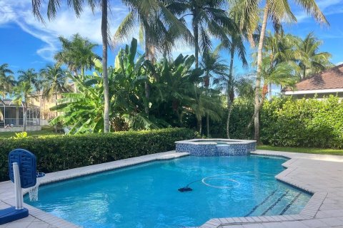 Villa ou maison à louer à Plantation, Floride: 4 chambres, 369.47 m2 № 2390217 - photo 11
