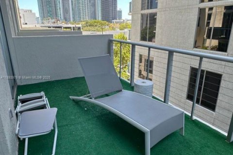 Condominio en alquiler en Miami, Florida, 1 dormitorio, 131.09 m2 № 2035802 - foto 12