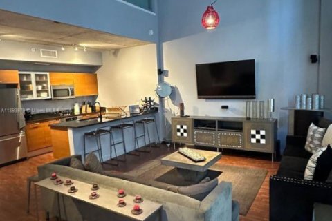 Condominio en alquiler en Miami, Florida, 1 dormitorio, 131.09 m2 № 2035802 - foto 16