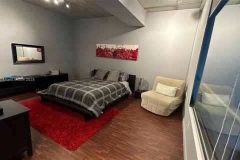 Condominio en alquiler en Miami, Florida, 1 dormitorio, 131.09 m2 № 2035802 - foto 9