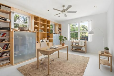 Casa en venta en Miami Beach, Florida, 4 dormitorios, 262.82 m2 № 2339938 - foto 21