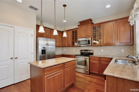 Casa en alquiler en Orlando, Florida, 4 dormitorios, 234.21 m2 № 1906467 - foto 7