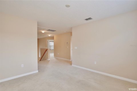 Casa en alquiler en Orlando, Florida, 4 dormitorios, 234.21 m2 № 1906467 - foto 15