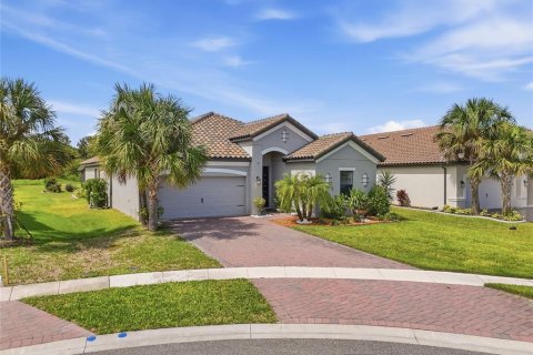 Casa en Kissimmee, Florida 4 dormitorios, 224.82 m2 № 2378066
