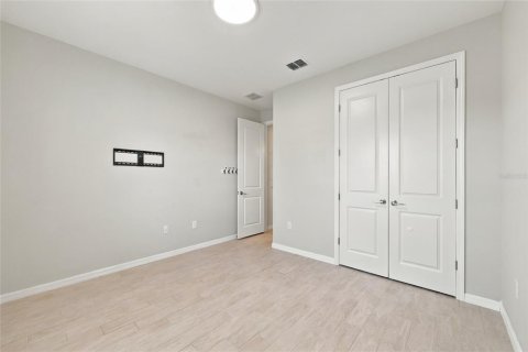 Casa en venta en Kissimmee, Florida, 4 dormitorios, 224.82 m2 № 2378066 - foto 5