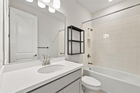 Casa en venta en Kissimmee, Florida, 4 dormitorios, 224.82 m2 № 2378066 - foto 6