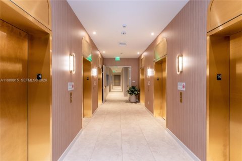 Снять в аренду кондоминиум в Майами, Флорида № 2047347 - фото 14