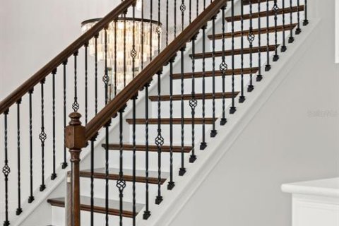 Casa en venta en Orlando, Florida, 6 dormitorios, 503.72 m2 № 1908707 - foto 16