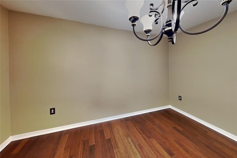 House in Apopka, Florida 4 bedrooms, 206.61 sq.m. № 2259409 - photo 15