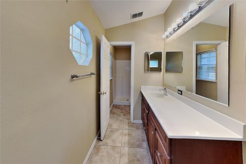 House in Apopka, Florida 4 bedrooms, 206.61 sq.m. № 2259409 - photo 6