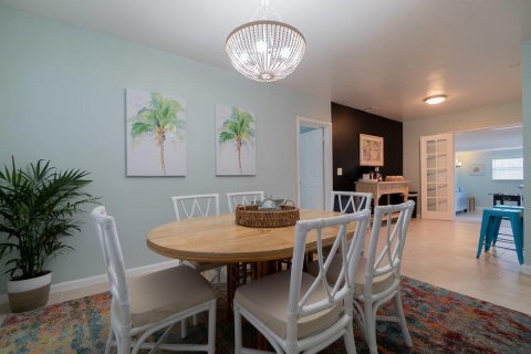 Casa en venta en West Palm Beach, Florida, 4 dormitorios, 213.49 m2 № 1226853 - foto 1