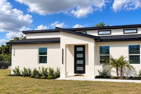 Immobilier commercial à vendre à Haines City, Floride: 4 chambres, 156.45 m2 № 2433445 - photo 3