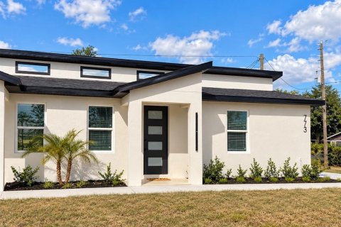 Immobilier commercial à vendre à Haines City, Floride: 4 chambres, 156.45 m2 № 2433445 - photo 2