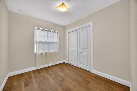 House in Tampa, Florida 3 bedrooms, 139.17 sq.m. № 1873719 - photo 22