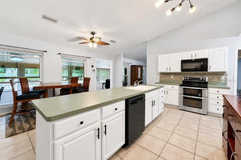 Casa en venta en Weirsdale, Florida, 3 dormitorios, 225.01 m2 № 2156654 - foto 25