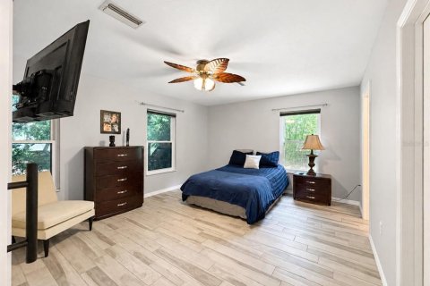 Casa en venta en Weirsdale, Florida, 3 dormitorios, 225.01 m2 № 2156654 - foto 27