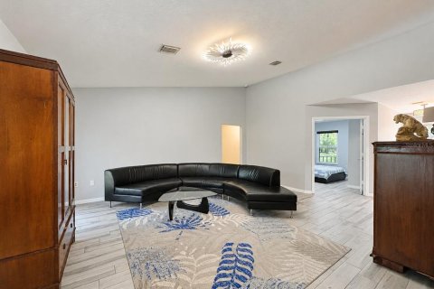 Casa en venta en Weirsdale, Florida, 3 dormitorios, 225.01 m2 № 2156654 - foto 14