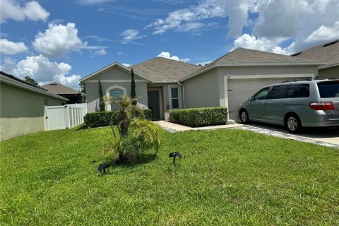 Casa en alquiler en Davenport, Florida, 3 dormitorios, 142.33 m2 № 1870741 - foto 1