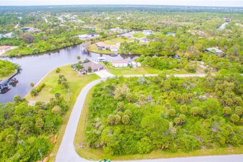 Terreno en Port Charlotte, Florida № 2228540