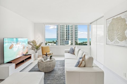 Купить кондоминиум в Майами-Бич, Флорида 2 спальни, 96.8м2, № 2003906 - фото 17