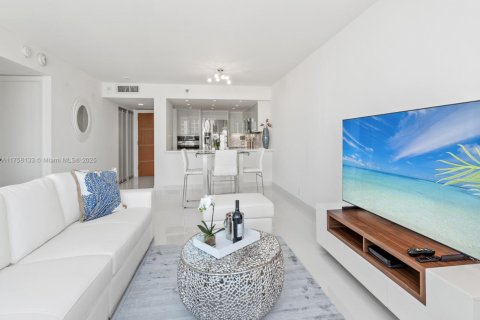 Купить кондоминиум в Майами-Бич, Флорида 2 спальни, 96.8м2, № 2003906 - фото 5