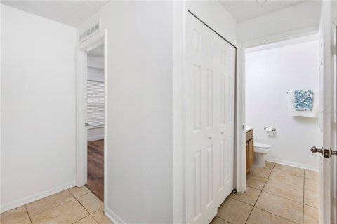 House in Ocoee, Florida 3 bedrooms, 185.06 sq.m. № 2407162 - photo 25