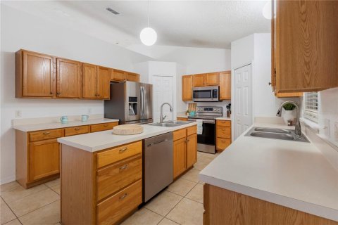 House in Ocoee, Florida 3 bedrooms, 185.06 sq.m. № 2407162 - photo 20
